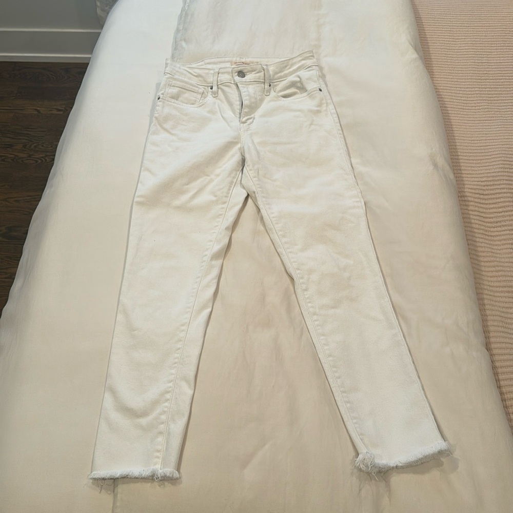 White Levi Jeans.